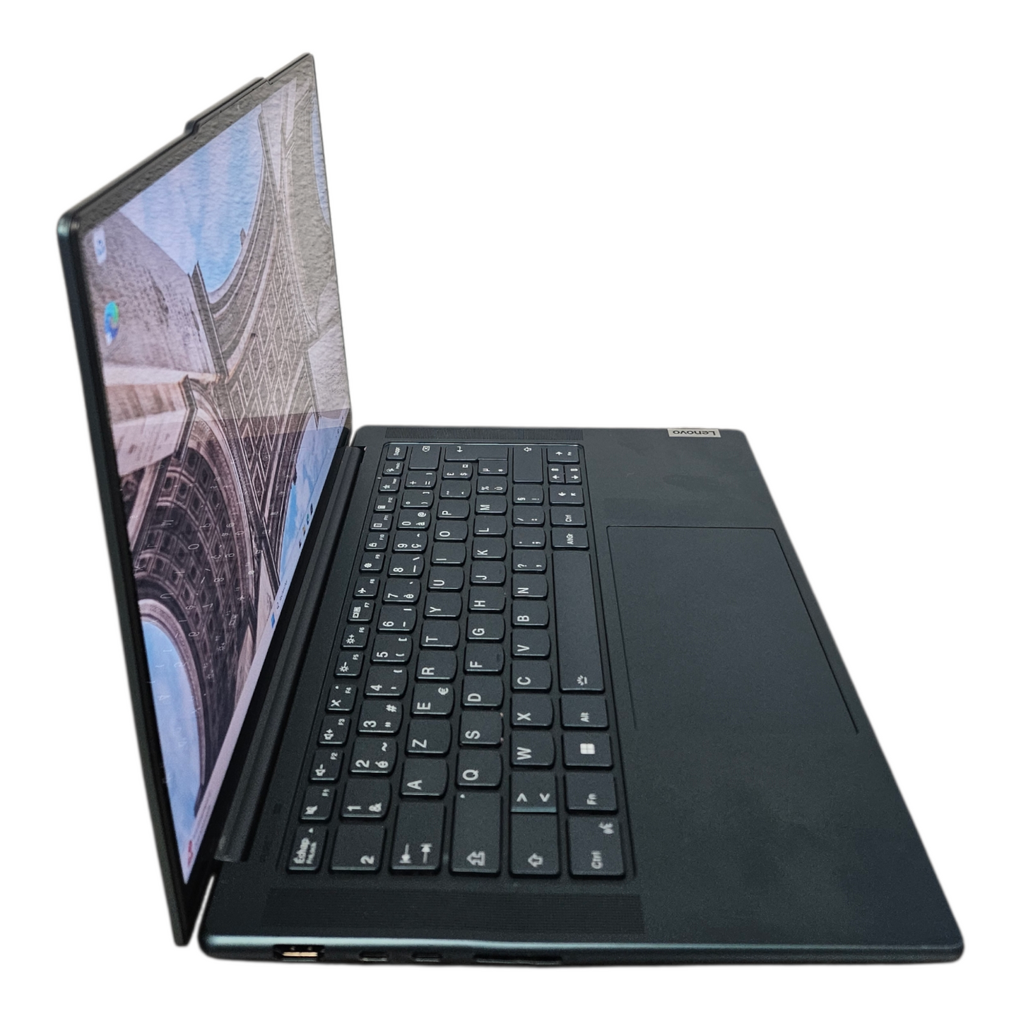 Lenovo Yoga 9 Pro - 14"OLED/SSD M2 512Go/I7 13th/16Go/RTX 4060